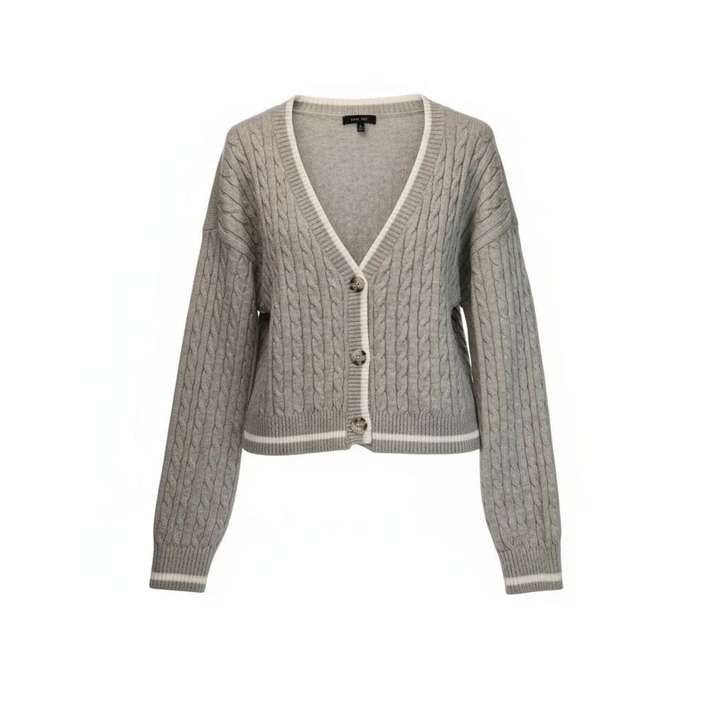Love‎ Tree Womens Cardigan Sweater Small Gray Cable Knit Cropped V Neck Casual